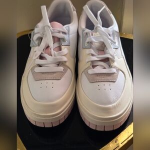 Puma Women's White and Light Pink Sneakers